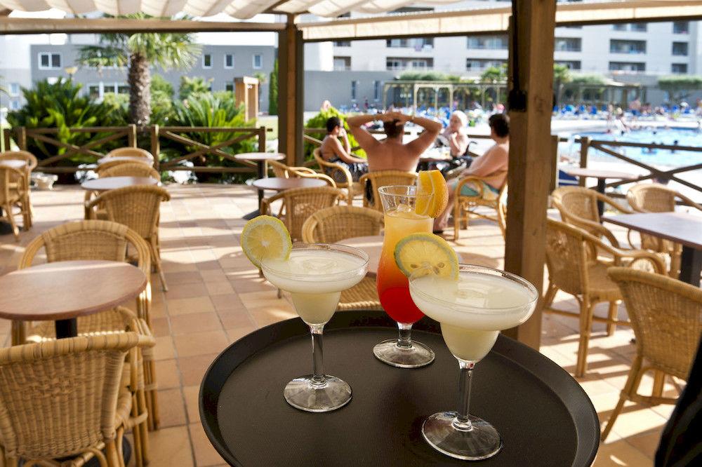 Hotel Mediterraneo Roses Esterno foto